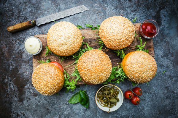 Comment préparer le burger végétarien parfait dans un restaurant classique ?